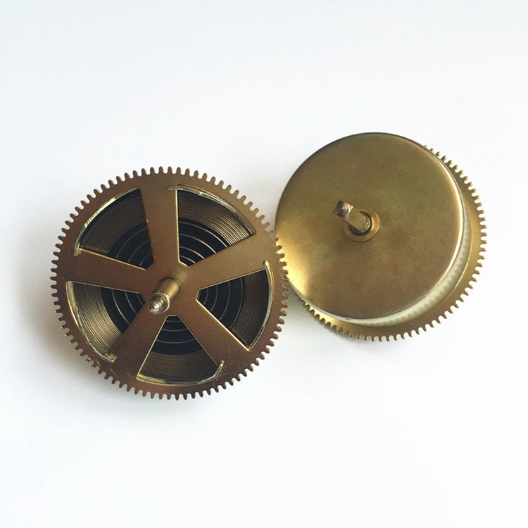 經(jīng)典傳承 北極星機(jī)械鐘發(fā)條盒三五老鐘表通用配件的實(shí)用價值與收藏意義